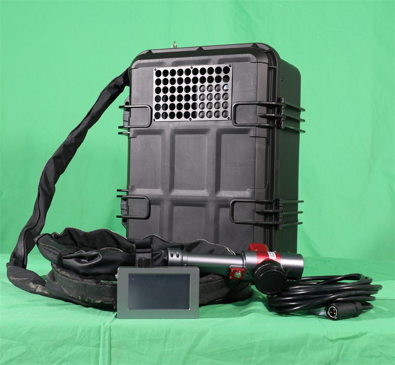 Portable Laser Rust Removal - Laser cleaning machine Portable Luggage Type